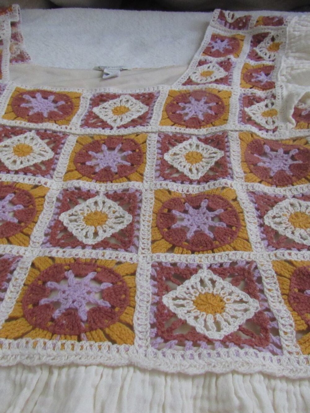 Cato Fashion Top Multi Color Crochet Patchwork Cream Color Gauze Bottom 26-28W - Picture 2 of 5